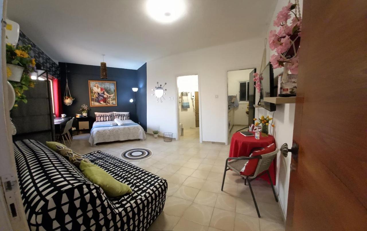 Artemis Boutique Apartment 2 Limassol Ngoại thất bức ảnh